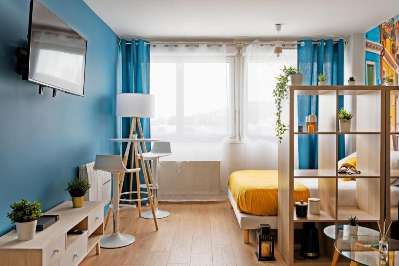 Color & Cosy Dardilly 아파트 외부 사진
